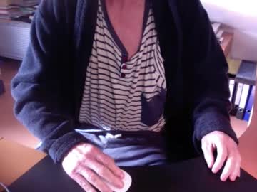 Amor2200 Chaturbate stream image from November 02, 2025