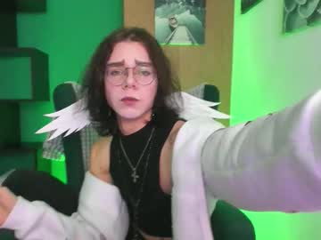 Astortepes Chaturbate stream image from November 02, 2025