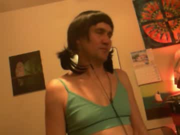 Zealoustwilight Chaturbate stream image from November 02, 2025