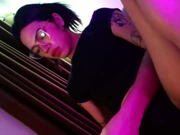 Love_Seren Chaturbate stream image from November 02, 2025