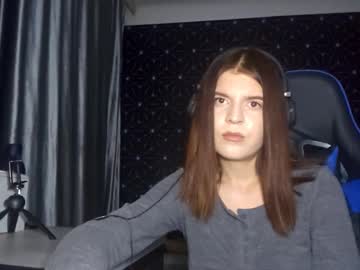 Pamelamcmeen Chaturbate stream image from November 02, 2025