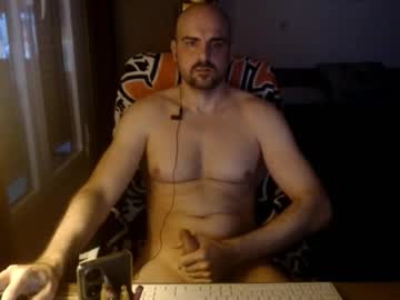 Chicocam1983 Chaturbate stream image from November 02, 2025