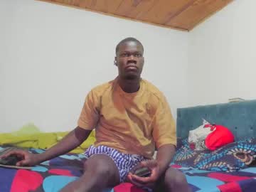 Nreus Chaturbate stream image from November 02, 2025