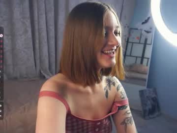 Fannyedger Chaturbate stream image from November 02, 2025