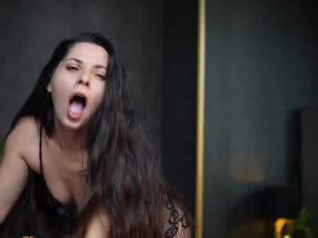 Giaeasyice Chaturbate stream image from November 02, 2025