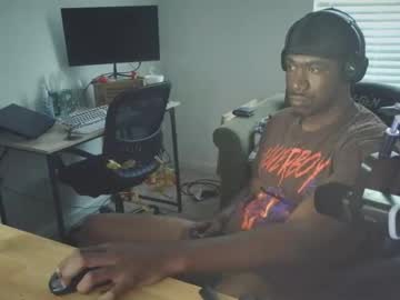 Bigleecujo Chaturbate stream image from November 02, 2025
