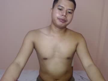 Cheno_69 Chaturbate stream image from November 03, 2025
