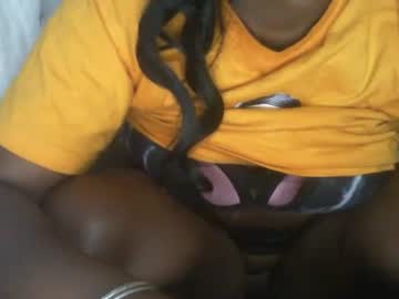 Couleur_Vanille Chaturbate stream image from November 03, 2025