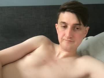 Emotionalmotionsickness Chaturbate stream image from November 03, 2025