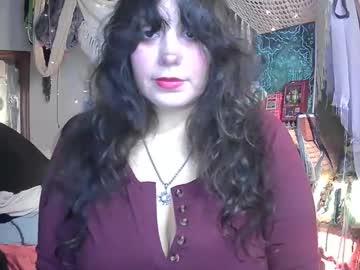 Lovelylala Chaturbate stream image from November 03, 2025