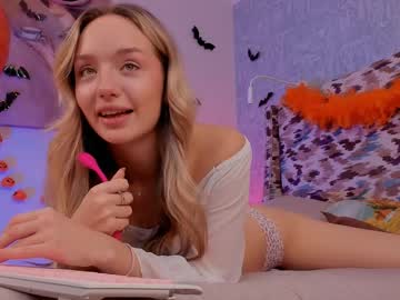 Sentodasha Chaturbate stream image from November 03, 2025