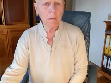 Reteid Chaturbate stream image from November 03, 2025