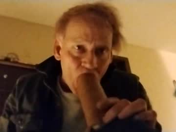 Straddlemy1111 Chaturbate stream image from November 03, 2025