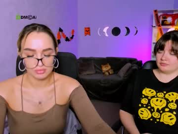 Bella_Cute12 Chaturbate stream image from November 03, 2025