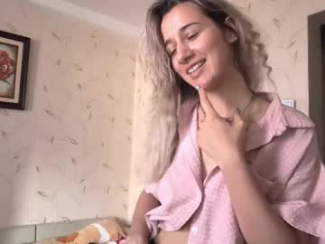 Brynnclagett Chaturbate stream image from November 03, 2025