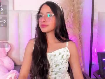 Annie_Lought Chaturbate stream image from November 03, 2025