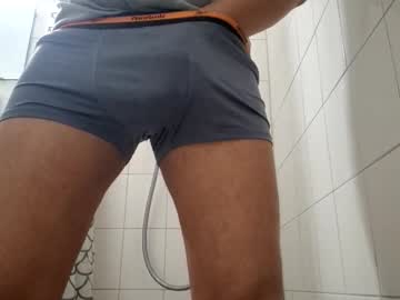 Rauw Chaturbate stream image from November 03, 2025