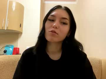 Alexisschiess Chaturbate stream image from November 03, 2025