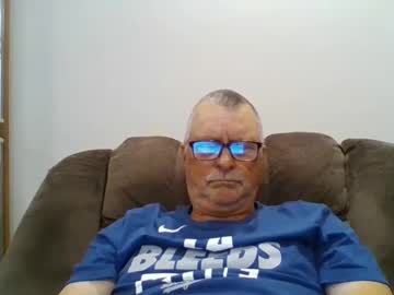Hot4tightholes Chaturbate stream image from November 03, 2025