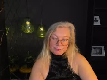 Natalicloud Chaturbate stream image from November 03, 2025