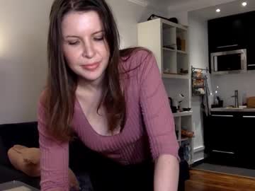Angeladarkk Chaturbate stream image from November 03, 2025