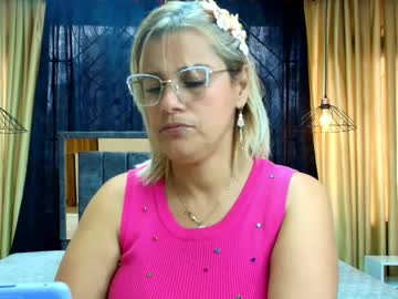 Scarlet_Milf_ Chaturbate stream image from November 03, 2025