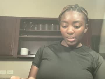Cocobuttergirlfriend Chaturbate stream image from November 03, 2025