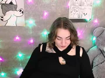 Evelineli Chaturbate stream image from November 03, 2025