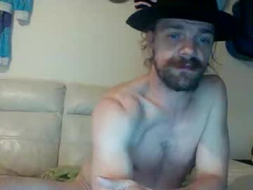 Indaboxcol Chaturbate stream image from November 03, 2025