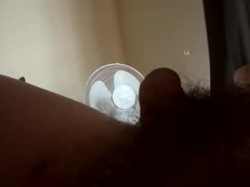 Oil_It_Up Chaturbate stream image from November 03, 2025