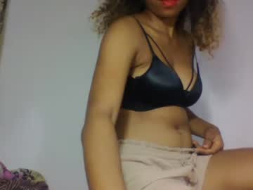 Ravomamy Chaturbate stream image from November 03, 2025