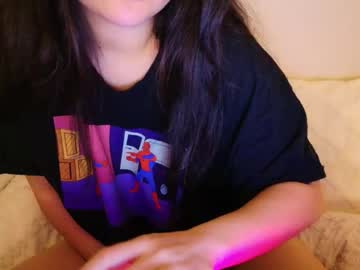Annatigarr Chaturbate stream image from November 04, 2025
