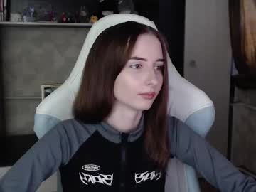 Cutti_Crystal Chaturbate stream image from November 04, 2025