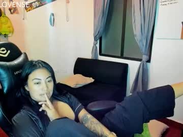 Sofhya_Jay9 Chaturbate stream image from November 04, 2025
