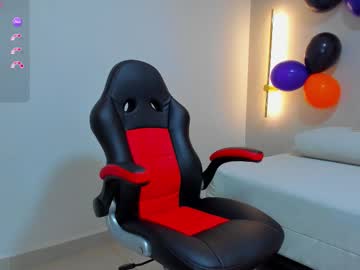 Alika_Voss Chaturbate stream image from November 04, 2025
