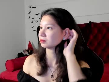 Saradenars Chaturbate stream image from November 04, 2025