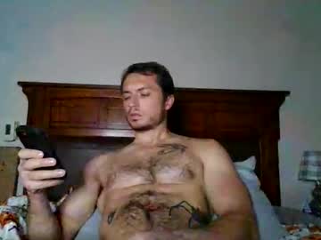 Huge09oregon Chaturbate stream image from November 04, 2025