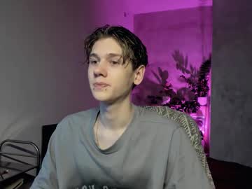 0verlandd Chaturbate stream image from November 04, 2025