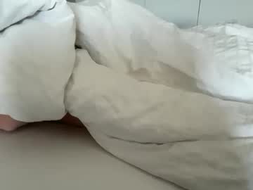 Boy2025nl Chaturbate stream image from November 04, 2025