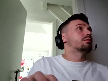 8inchdude93 Chaturbate stream image from November 04, 2025