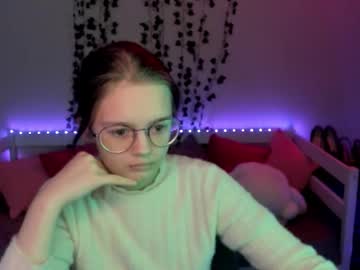 Shy_Elina01 Chaturbate stream image from November 04, 2025