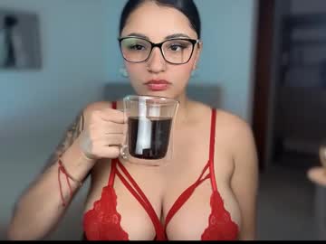 Julieta92_ Chaturbate stream image from November 04, 2025