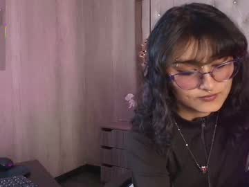 Lili_Clan Chaturbate stream image from November 04, 2025