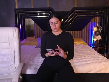 Zafiramoonn Chaturbate stream image from November 04, 2025