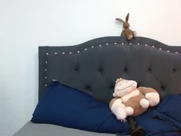 Helen653342 Chaturbate stream image from November 04, 2025