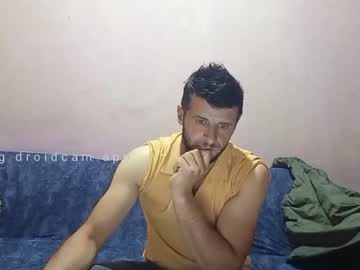 Camshow22cm Chaturbate stream image from November 04, 2025