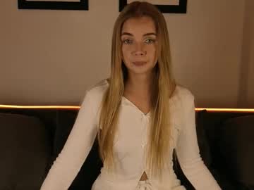 Carriebradshawww Chaturbate stream image from November 04, 2025