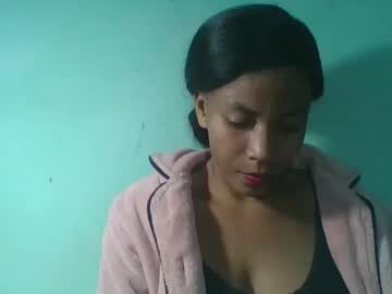Emilie2388 Chaturbate stream image from November 04, 2025