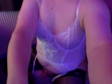 Alexxxfun69x Chaturbate stream image from November 04, 2025
