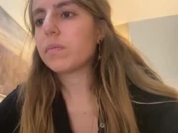 Brattybabyyyy Chaturbate stream image from November 04, 2025